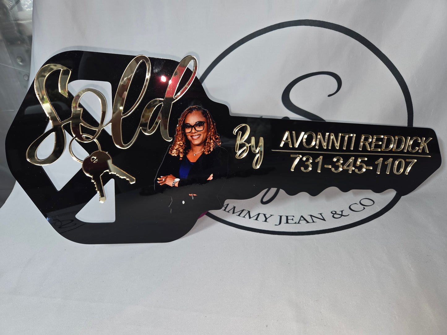 Just Closed Custom sign with Photo, 3D Key Sign, Sold Real Estate Key, Closing Gift for Realtors, Real Estate Sold Key, Realtor Closed Sign