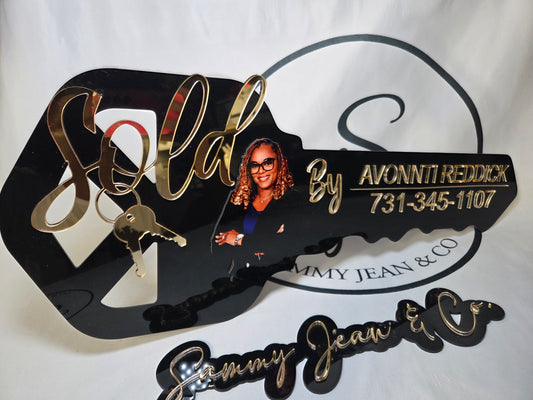 Just Closed Custom sign with Photo, 3D Key Sign, Sold Real Estate Key, Closing Gift for Realtors, Real Estate Sold Key, Realtor Closed Sign