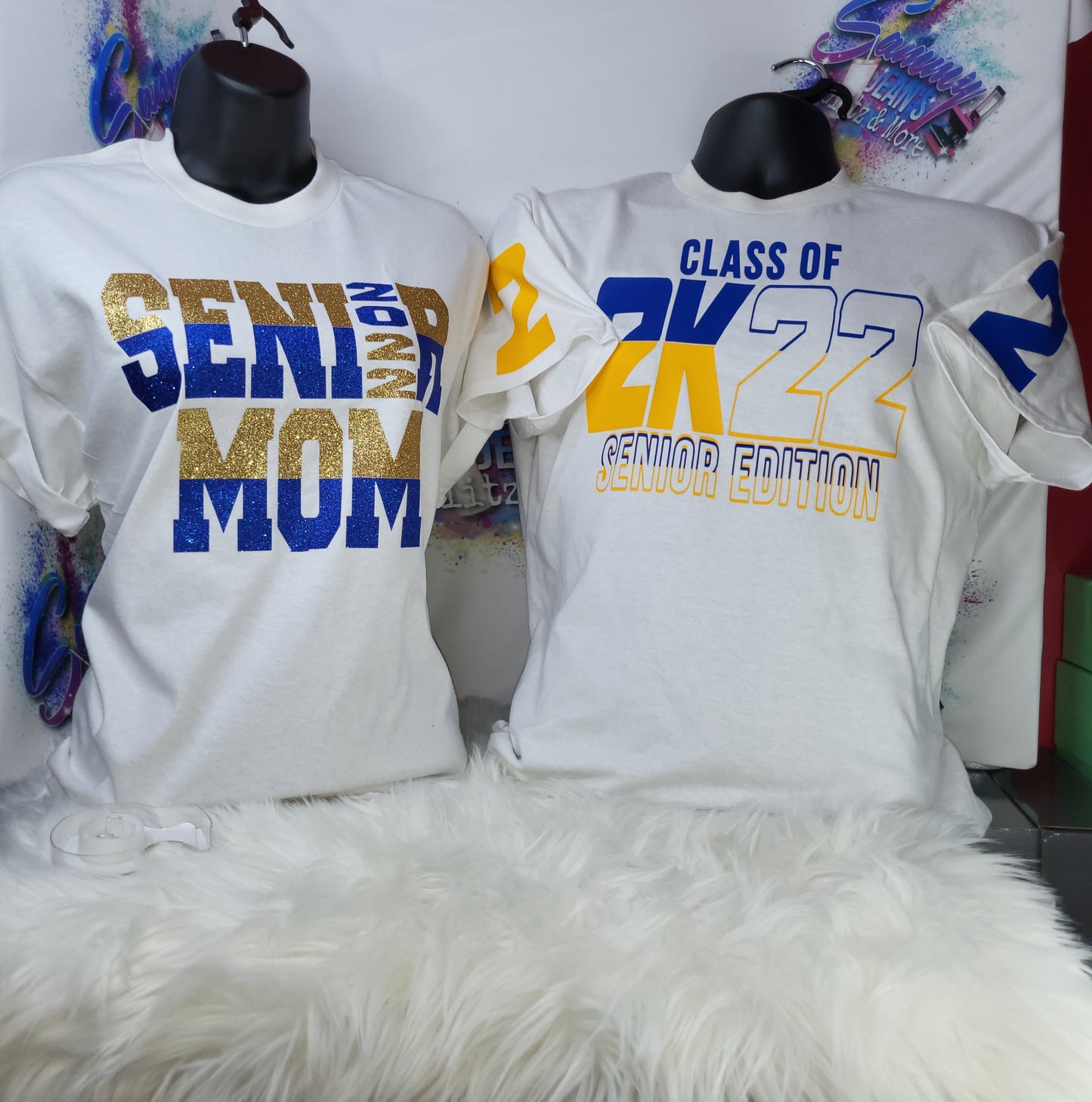 SENIOR MOM AND GRADUATE 2022 T-SHIRTS